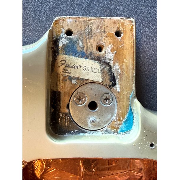 (BRUGT) Fender Stratocaster 1979 Antigua